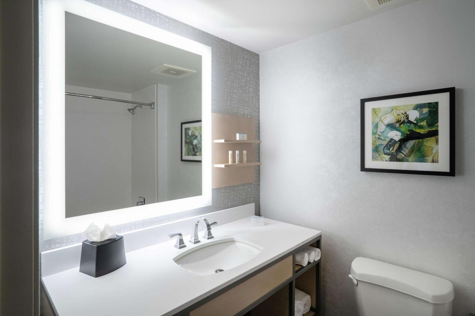 Hilton Garden Inn Louisville East Екстер'єр фото