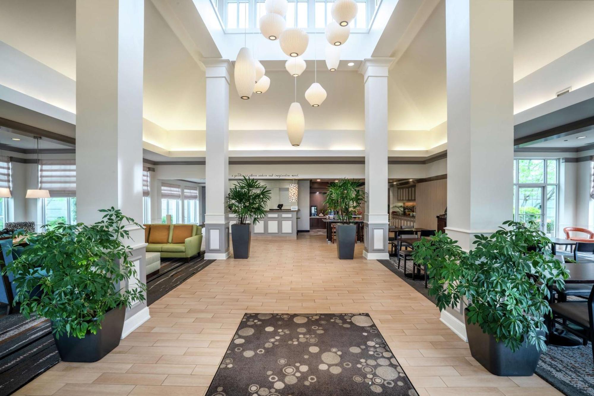 Hilton Garden Inn Louisville East Екстер'єр фото