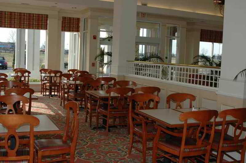 Hilton Garden Inn Louisville East Ресторан фото